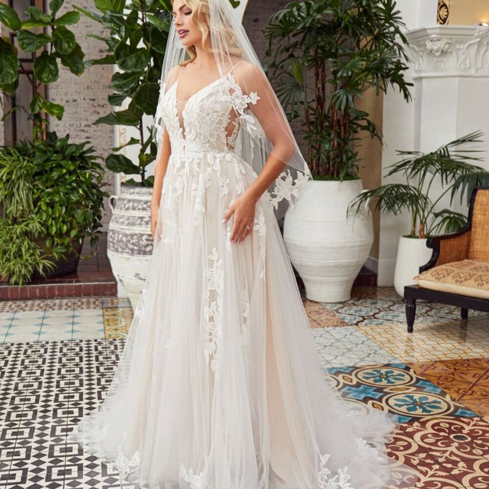 Beloved By Casablanca Bridal, BL354 DRESS & VEIL